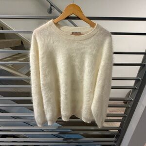 J Crew Cream Cashmere Relaxed Crewneck Sweater - Large